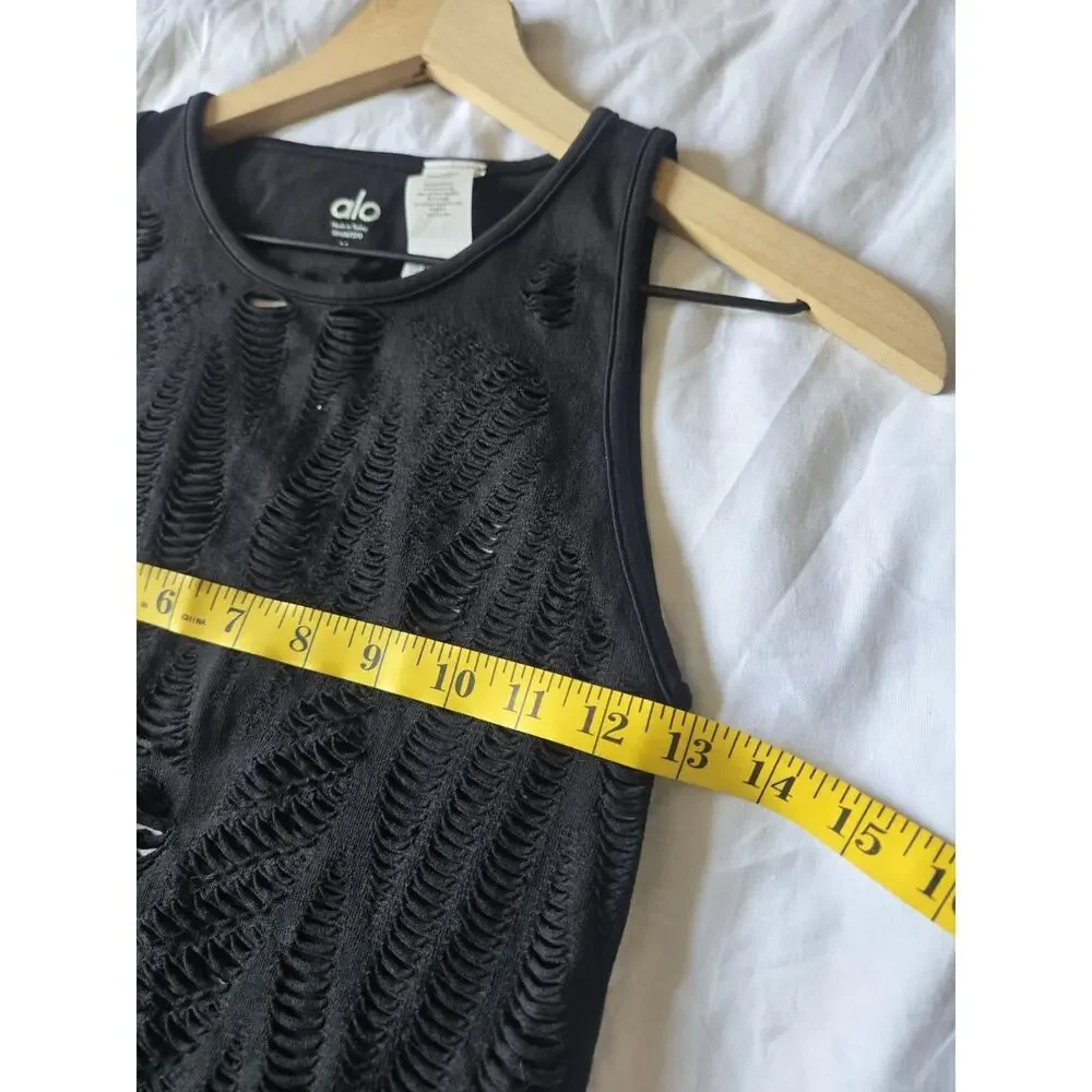 Alo Yoga Fitted Vixen Muscle Tank Cutout Medium Black Gym Training Athleisure